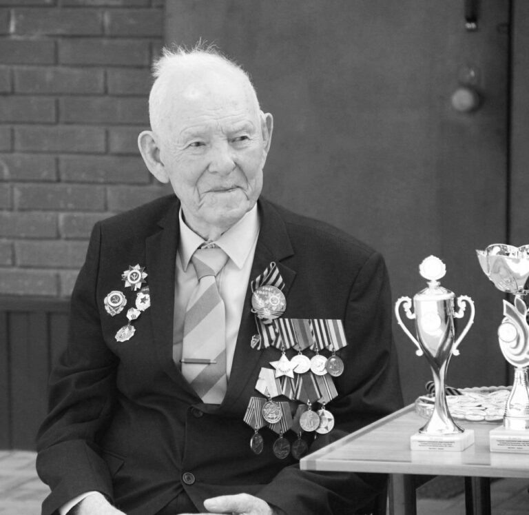    В 100 лет ушел из жизни ветеран войны, Почетный гражданин Бузулука Василий Яковлев Белов Михаил Александрович