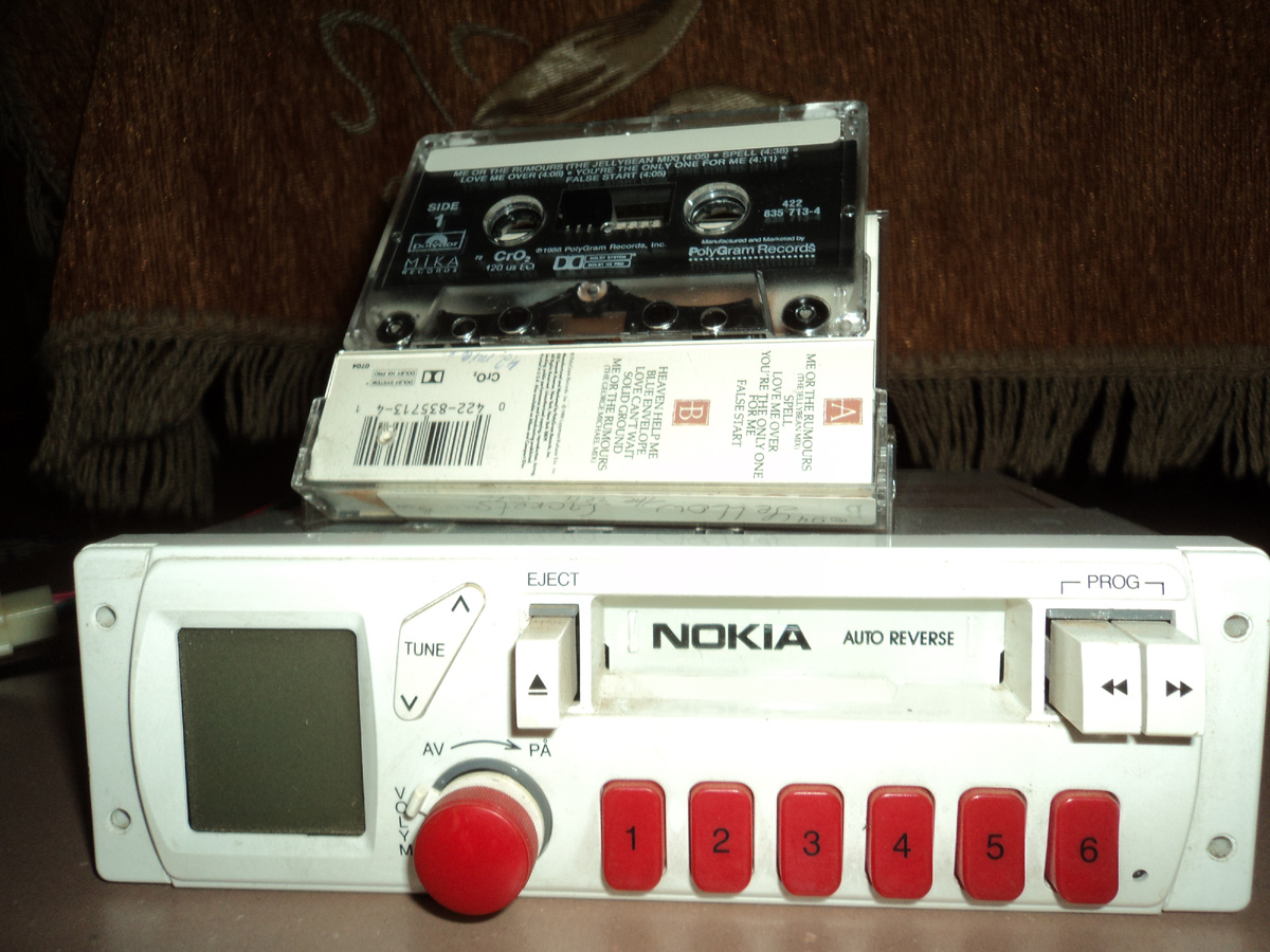 Красные на белом.. 