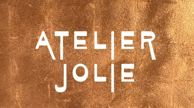 Фото из запрещенной соц сети @atelierjolieofficial