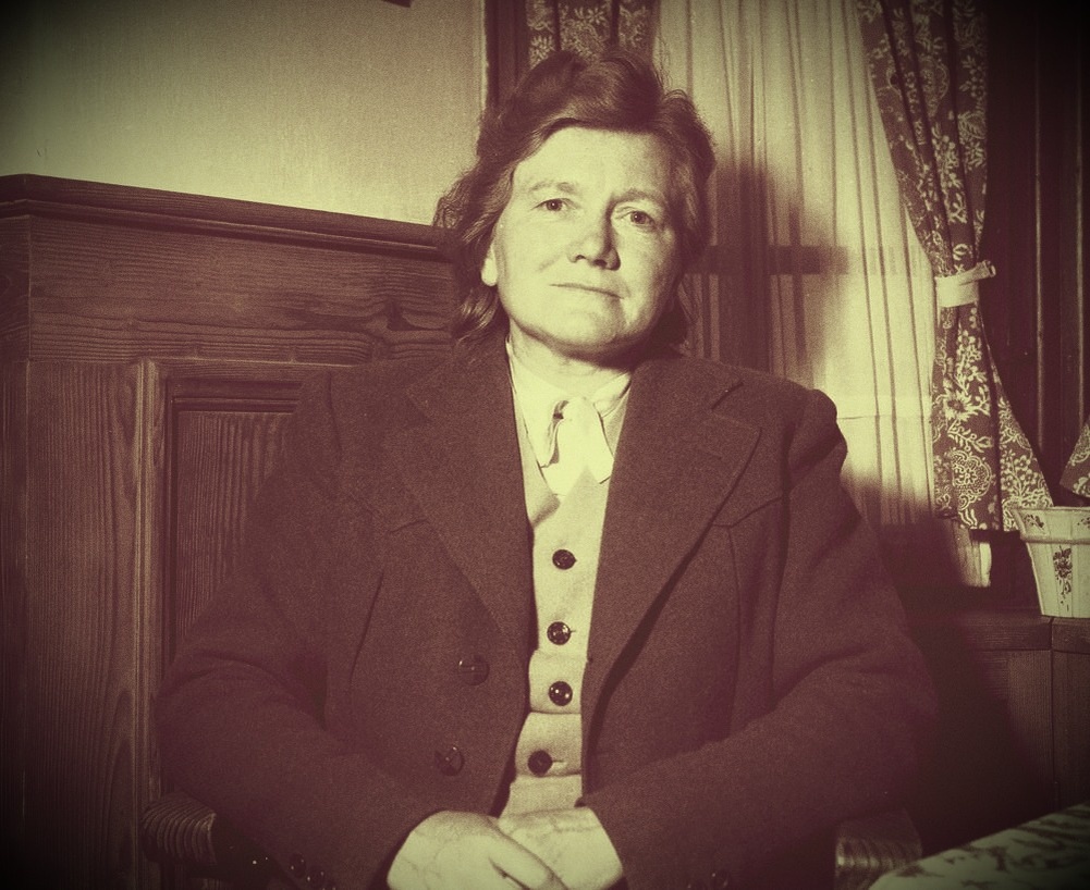 Паула Гитлер. Изображение взято с Яндекс картинок.