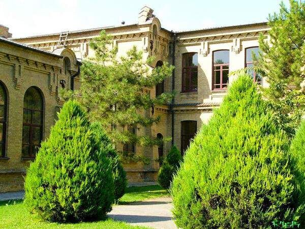 Внутренний двор министерства