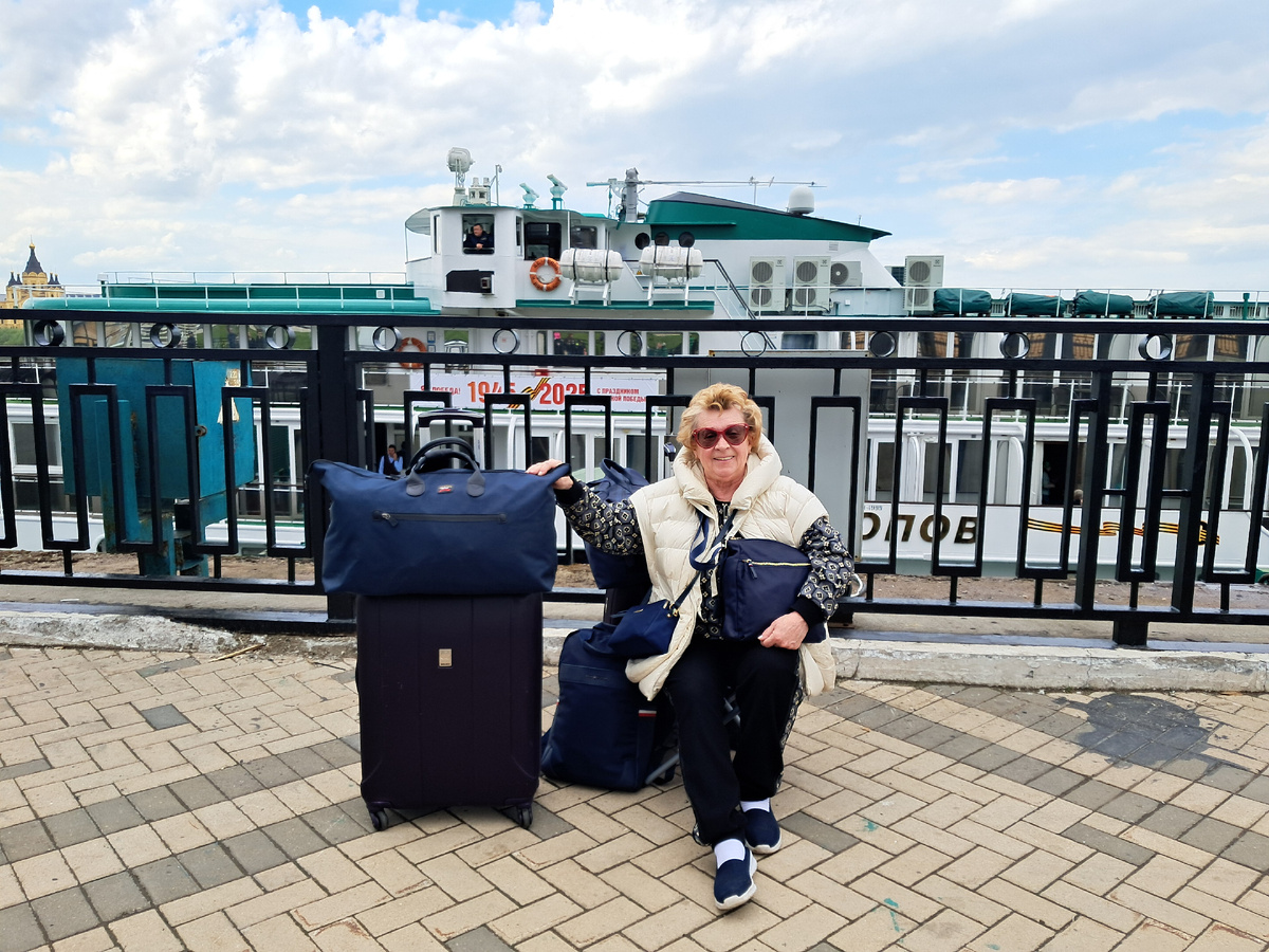 В порту Нижнего Новгорода при высадке с теплохода "А.С.Попов". 4 мая 2025 г.