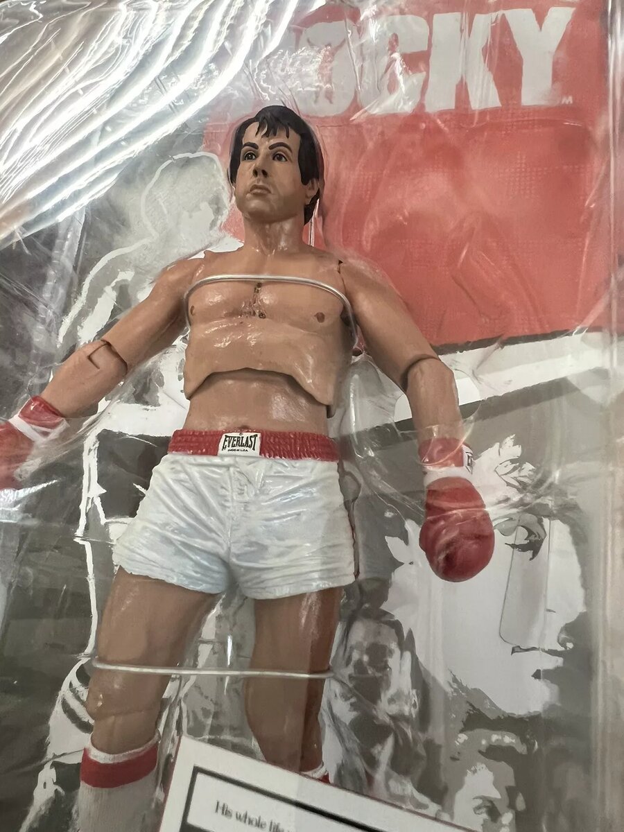 Rocky Balboa Series 1 Action Figure [Pre Fight] NECA Stallone toy. Фото с eBay.com