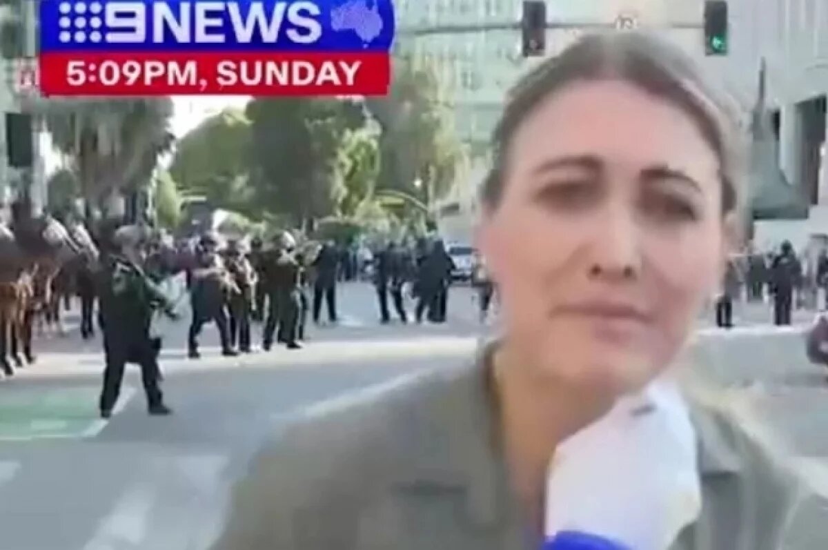    Журналистка получила резиновую пулю во время протестов в Лос-Анджелесе