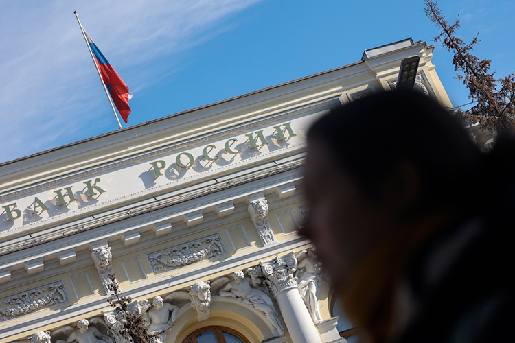    Сигнал нейтральный в том смысле, что оставляет за ЦБ право на создание комфортного пространства маневров без заякоревания ожиданий к «целевой ключевой ставке»