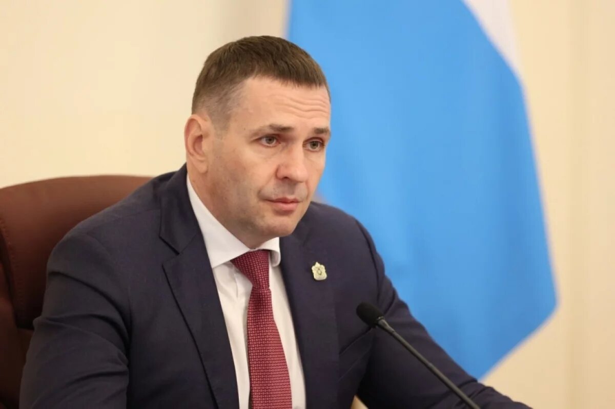    Демешин поручил проверить хабаровских перевозчиков после ДТП с детьми