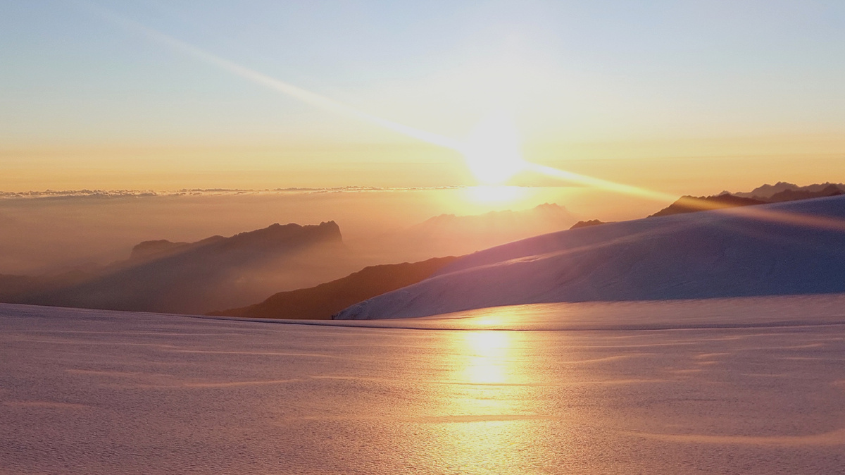 Восход на границе с Грузией