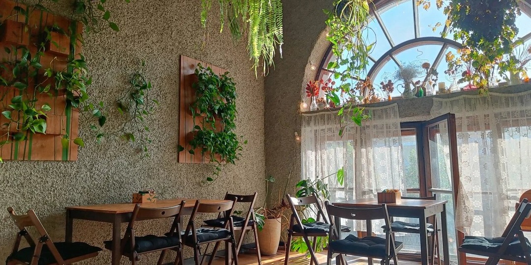 9 необычных кафе Петербурга: где выпить кофе и сделать красивые фото?