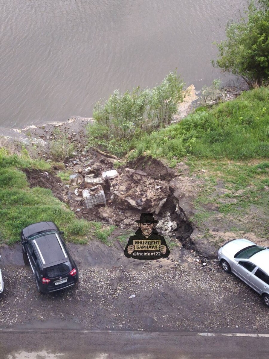    Барнаульский Ковш. Источник: "Инцидент Барнаул"