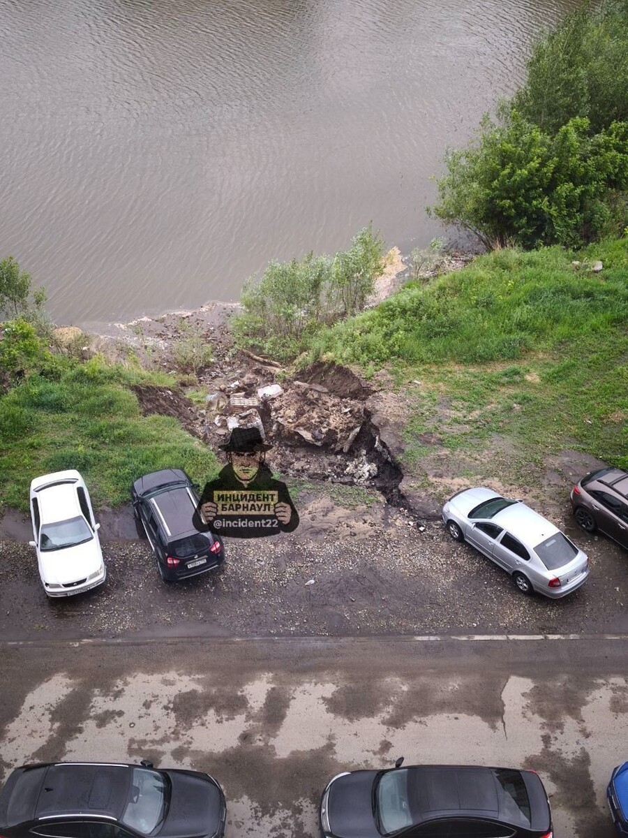    Барнаульский Ковш. Источник: "Инцидент Барнаул"