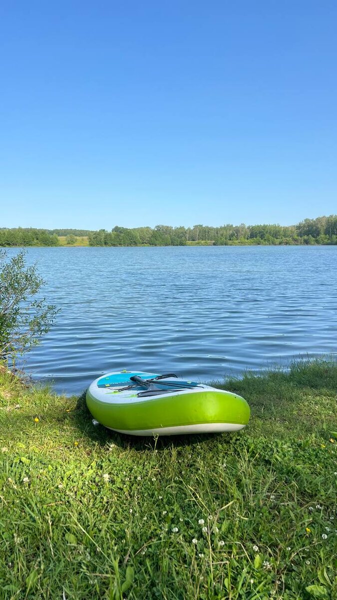 Прекрасное утро и сап-борд в ожидании засонь