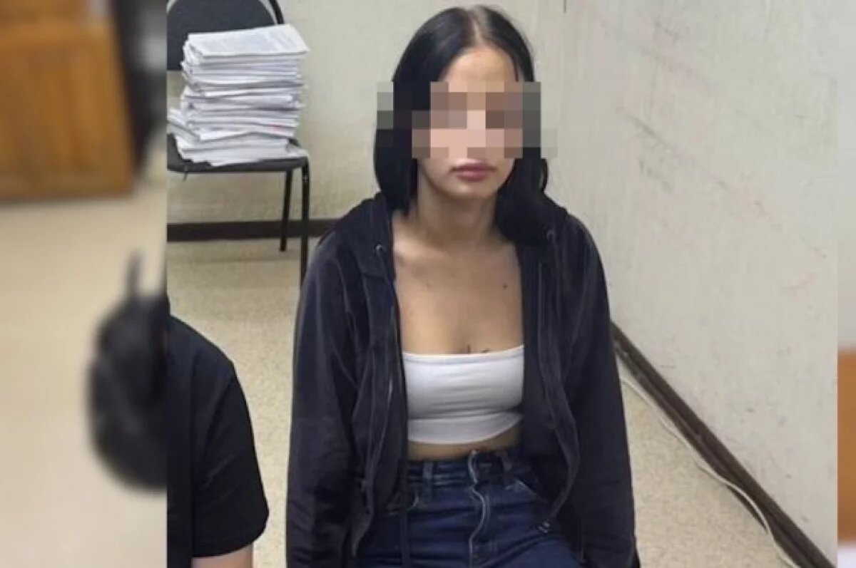    Полиция задержала волгоградку за перевод мошенникам старушечьих денег