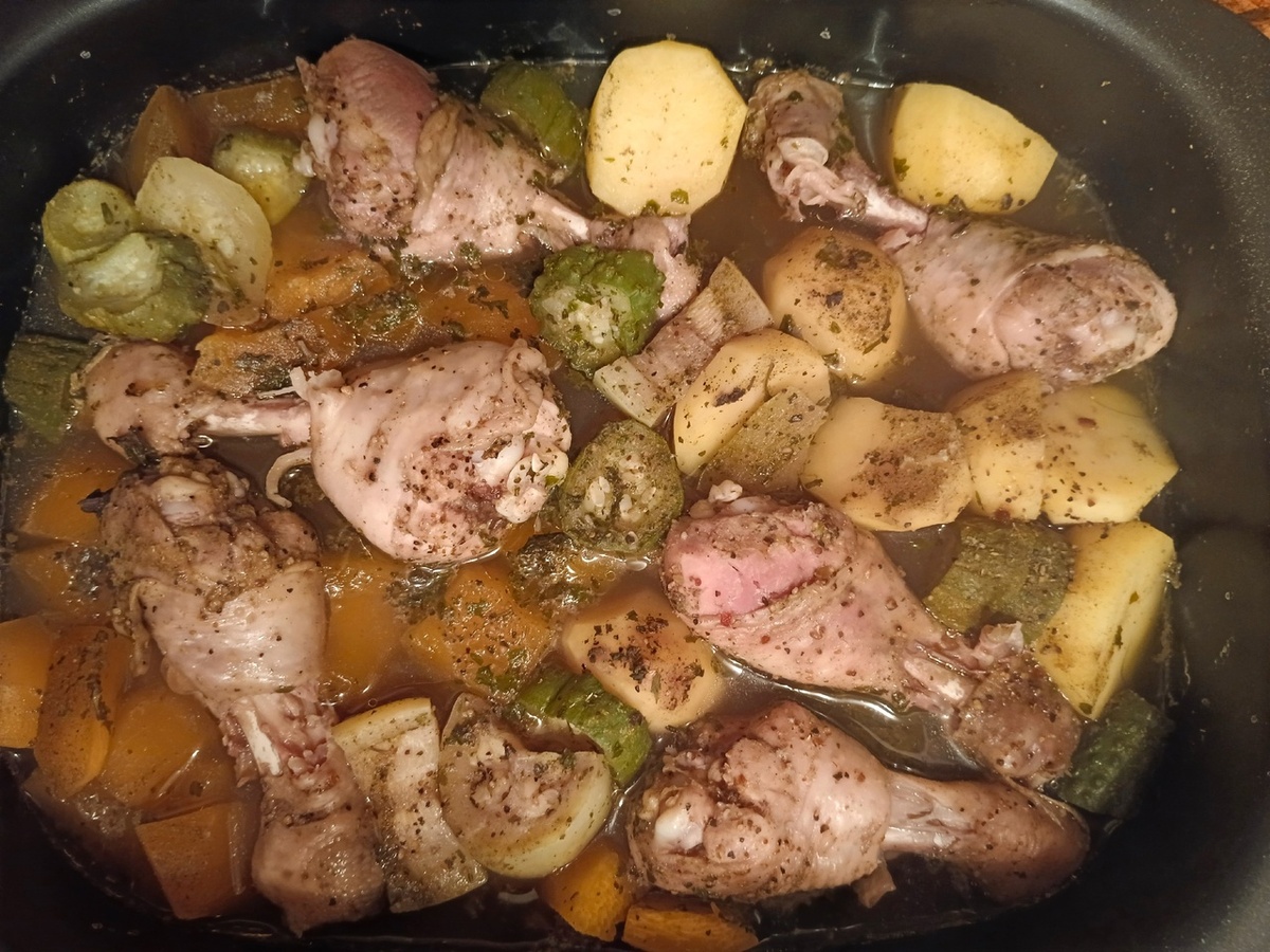 фото автора голень с овощами