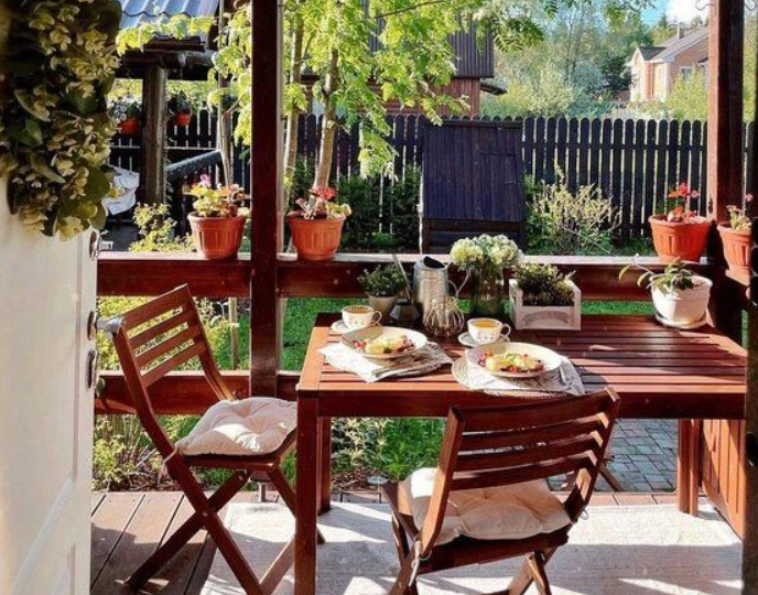 Превратят дачу в самую красивую на участке: 15 незаменимых вещичек