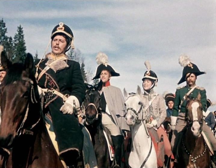 В галерее – кадры из фильма СССР Рязанова «Гусарская баллада»