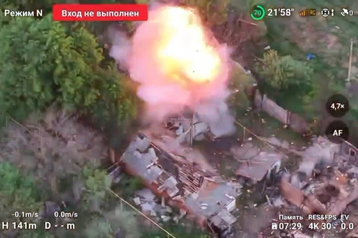    На сумском направлении после отражения контратаки подразделения «Севера» продолжили расширять буферную зону безопасности.