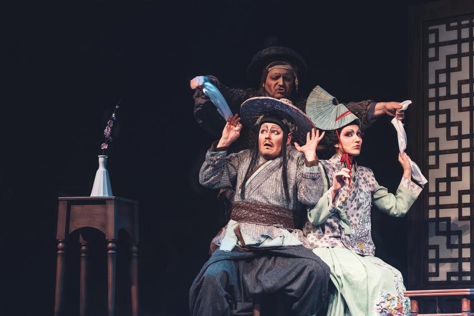 Кадры современного спектакля Алексея Франдетти «Сын мандарина. Соловей». bolshoi.ru