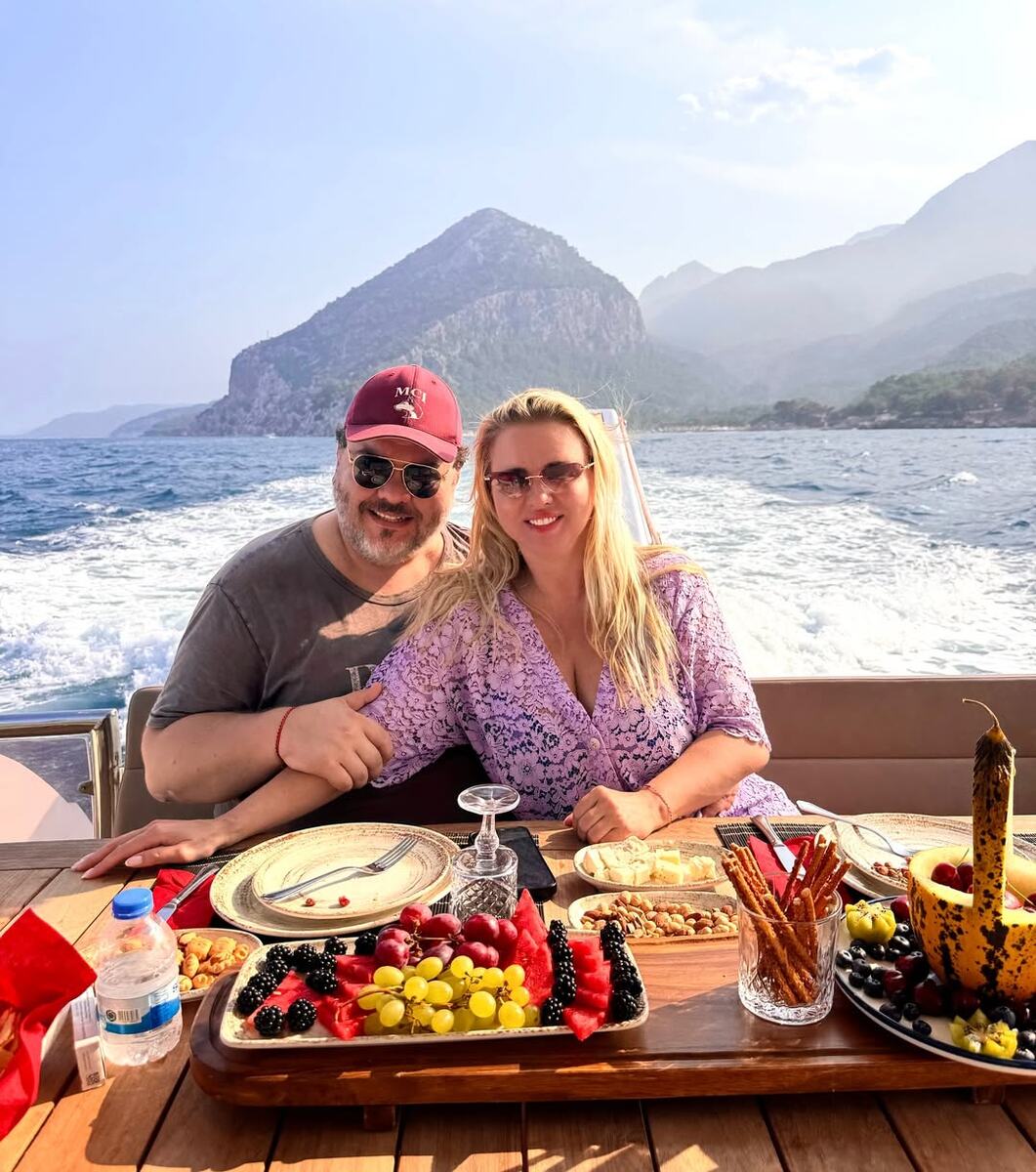 Анна Семенович и Денис Шреер. Фото: соцсети/@ann_semenovich