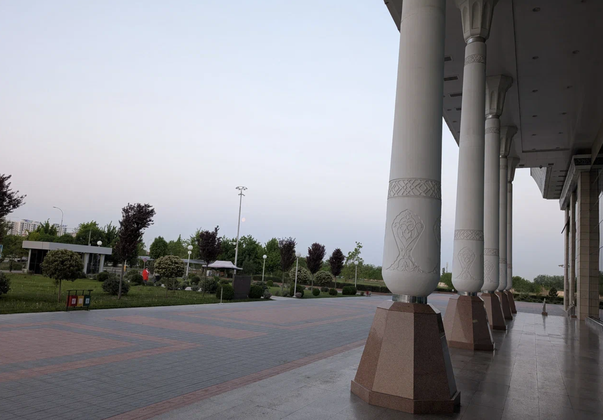 Аэропорт в Нукусе. 