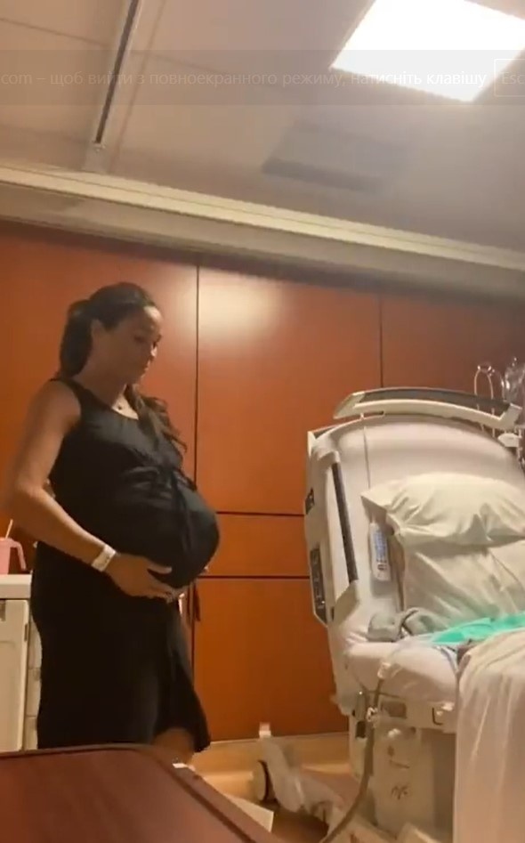 Меган в роддоме