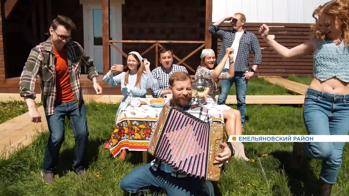     Команда «Утра на Енисее» запускает новый проект «Лето в деревне»