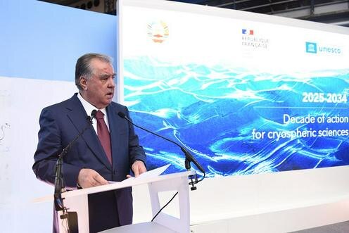 Эмомали Рахмон. Фото пресс-службы президента Таджикистана