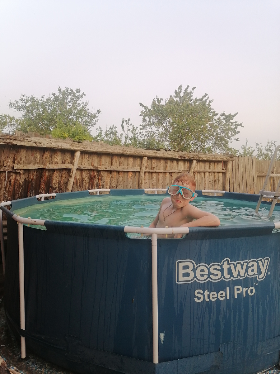 Наш бассейн. Фото автора.