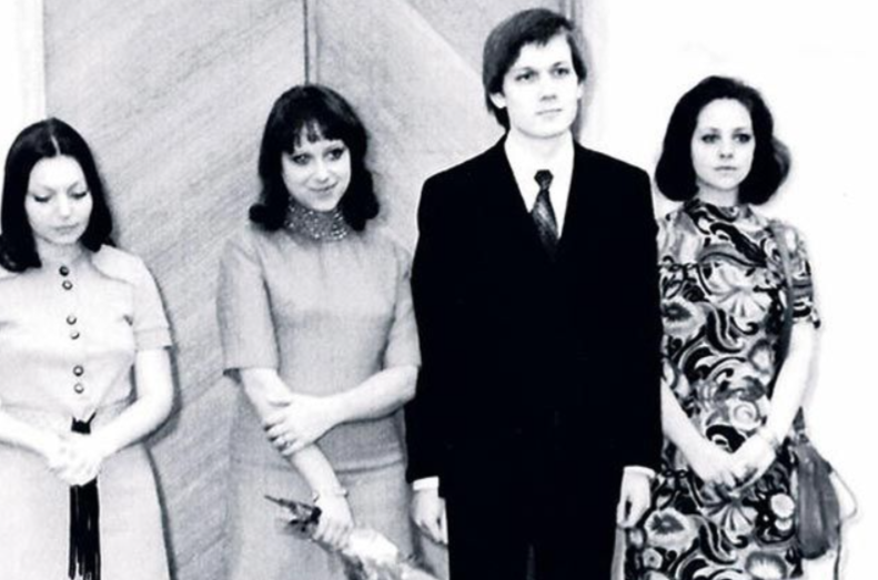 Наталия и Юрий в загсе