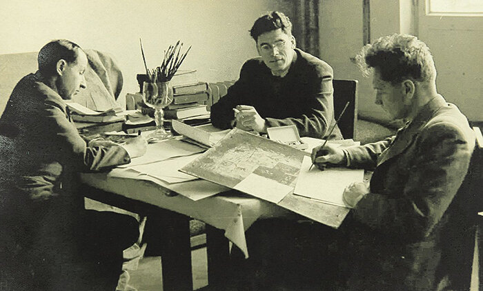 Знаменитые "Кукрыниксы": Порфирий Крылов, Михаил Куприянов, Николай Соколов (слева направо)