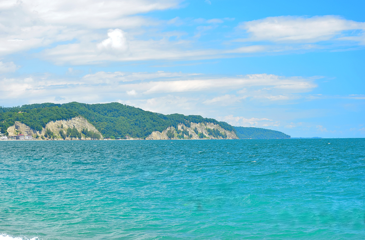 Пицундская бухта