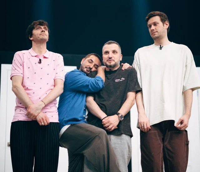    Арсений Попов, Сергей Матвиенко, Дмитрий Позов, Антон Шастун. Кадр из шоу «Импровизация»