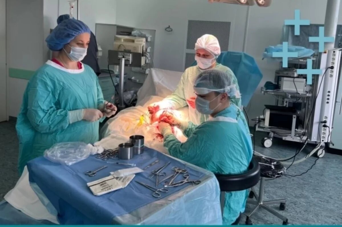    Бойцу СВО удалили в Новосибирске необычную опухоль