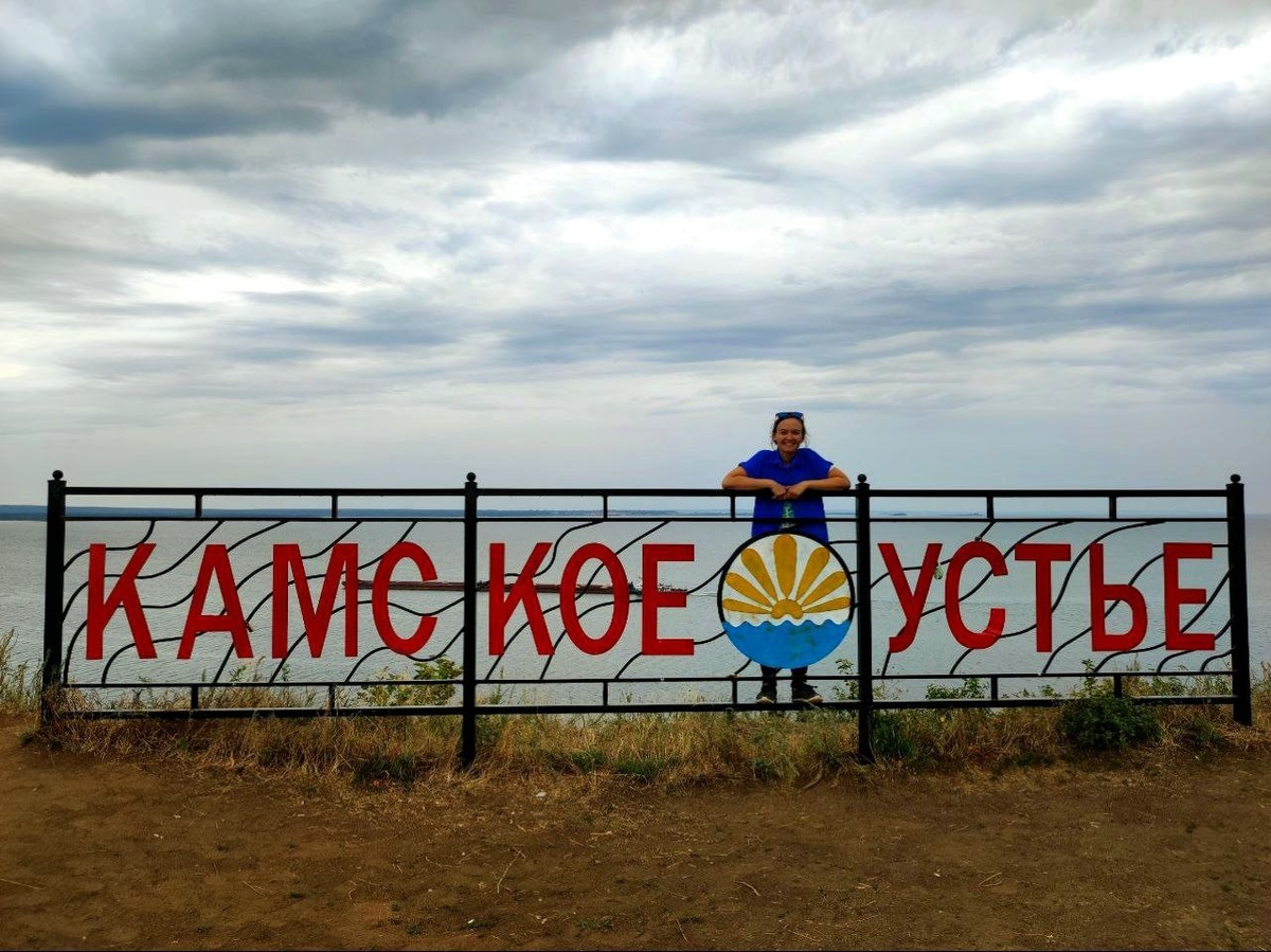 Воды в реках больше, чем в твоем дипломе :)