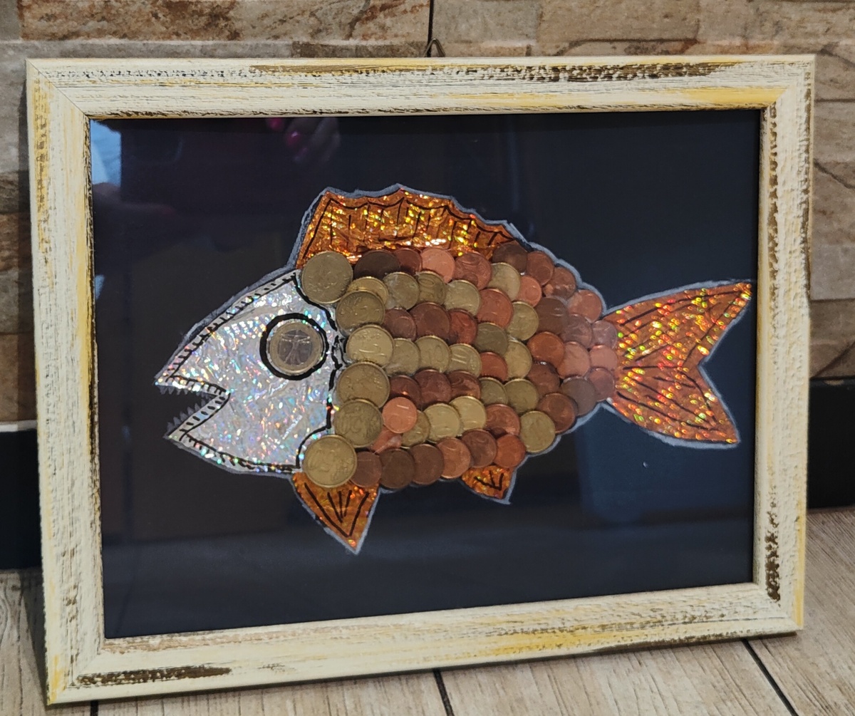 Рыба из монет