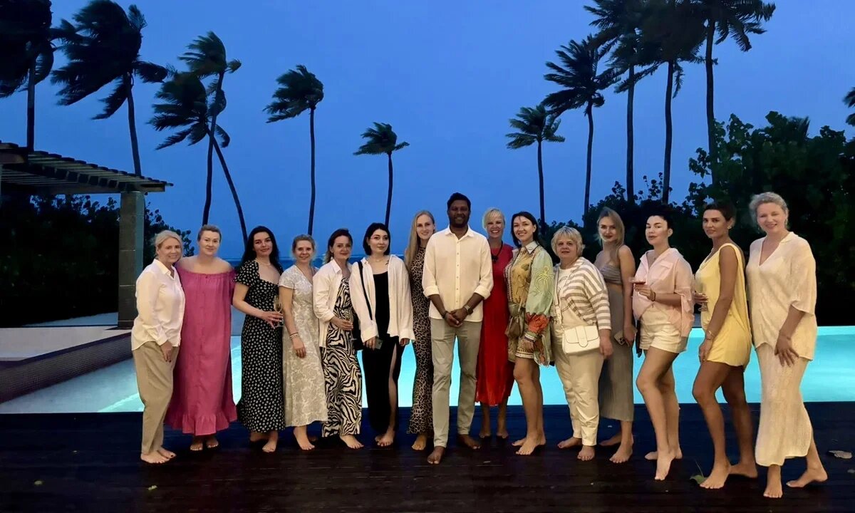    Jumeirah гостеприимно встречает вторую группу на Мальдивах. Фото: "Русский Экспресс" ​