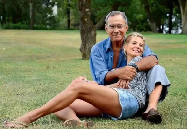    Андрей Кончаловский и Юлия Высоцкая. Фото: соцсети