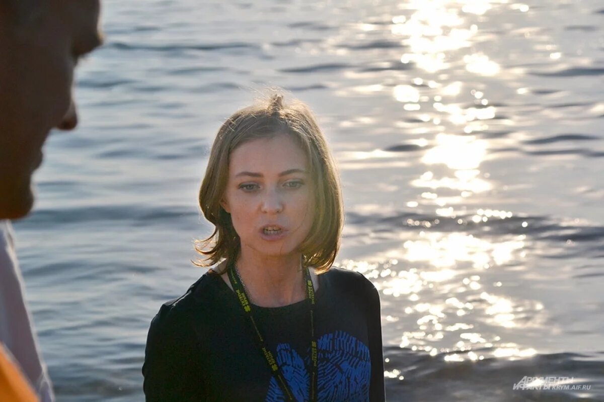    Экс-прокурор Крыма Поклонская показала фото с новой прической