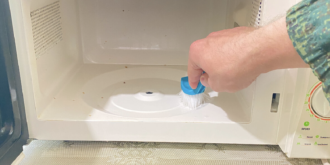 Потратил 5 минут и микроволновка как новенькая. Простой способ отмыть микроволновку