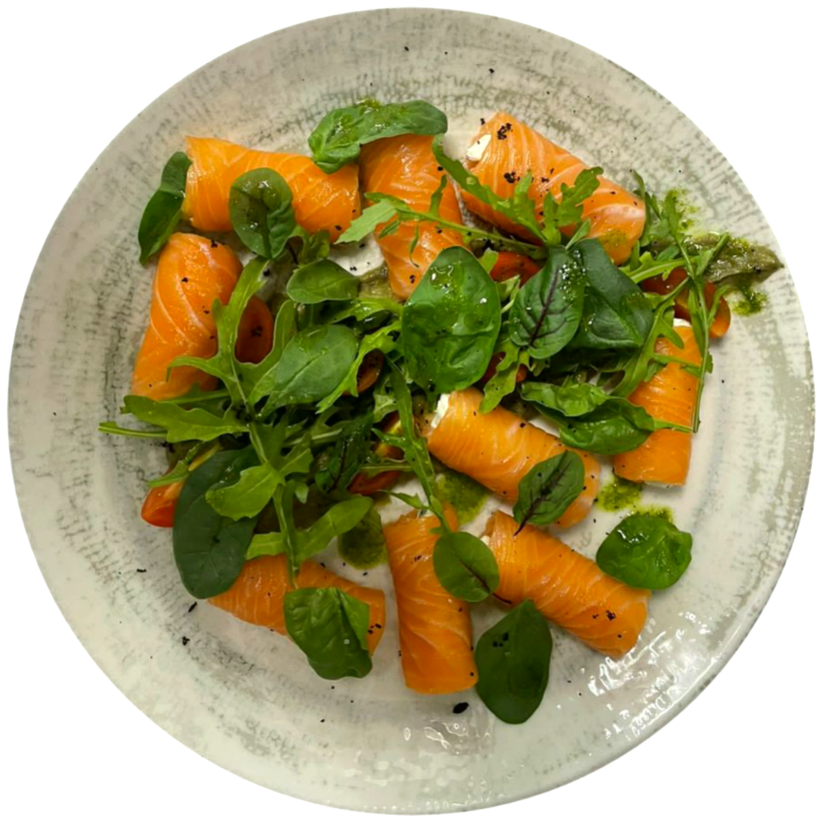 Рулетики из лосося с кремом из авокадо.