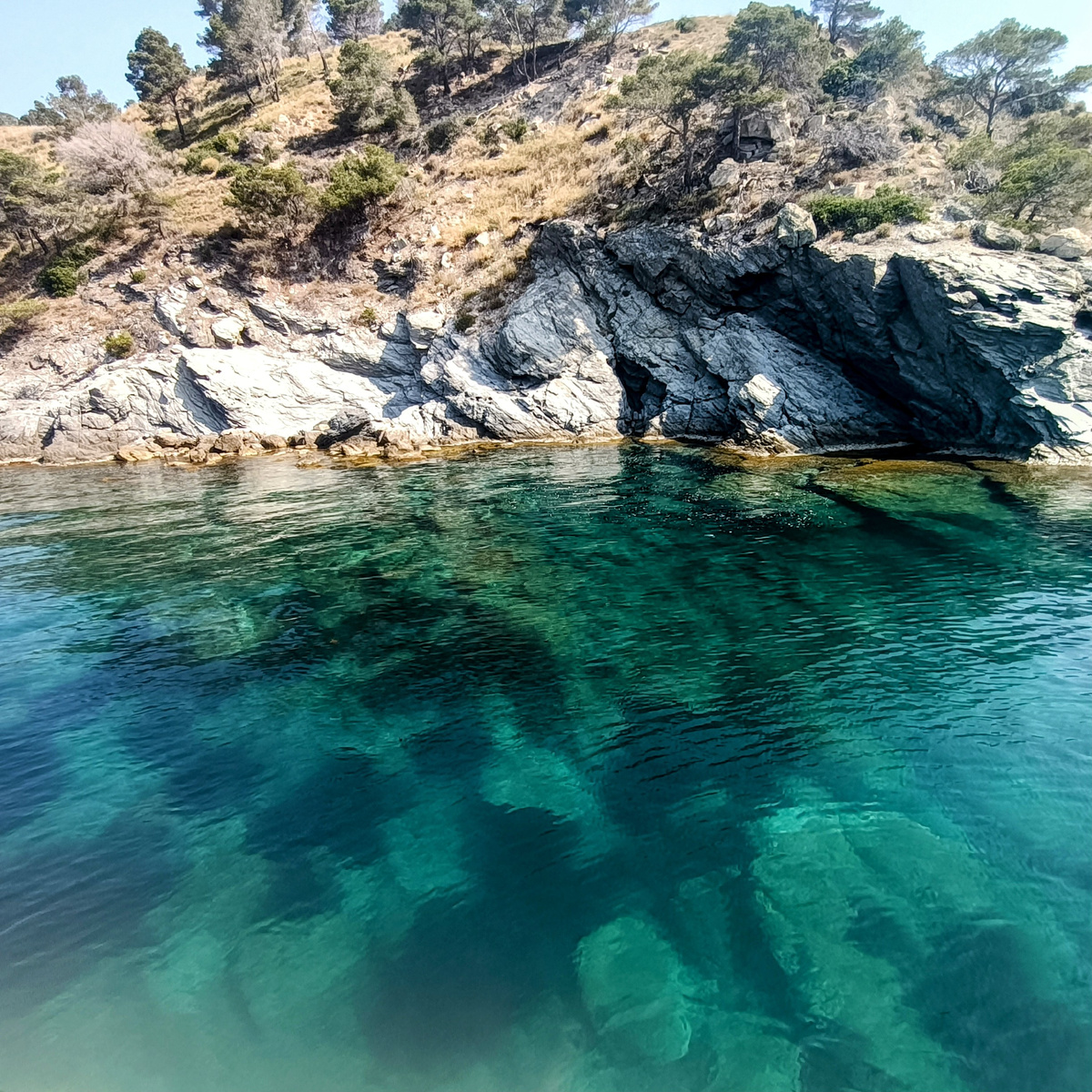 Волшебное море Коста Бравы. Эмпорда. Испания. Фото автора 