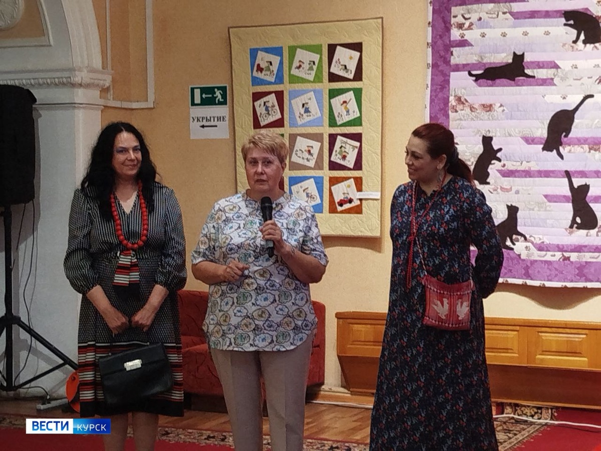    Курянка собрала коллекцию советских игрушек