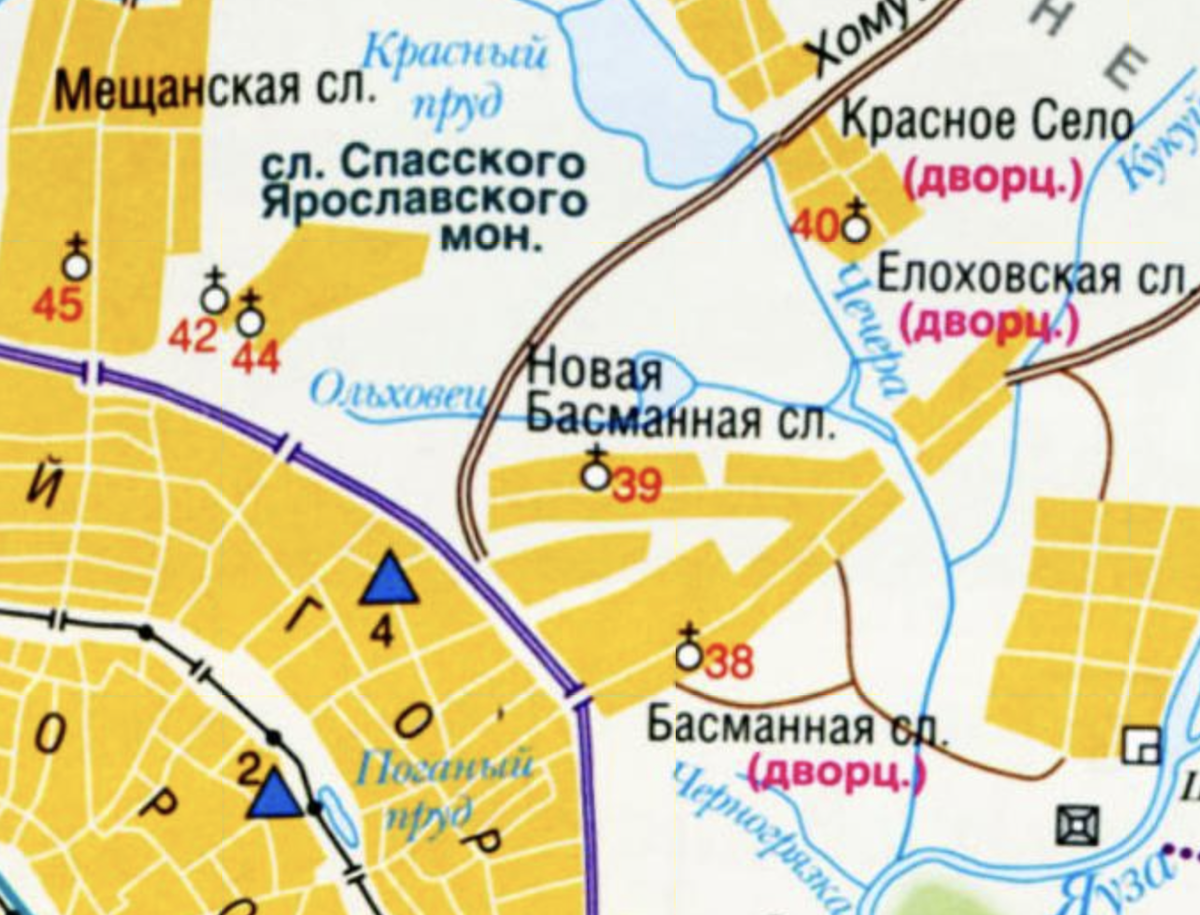 На восстановленных картах середины 17 века почему-то указана слобода Спасского Ярославского монастыря. То есть совсем другого. В литературе про это упоминаний нет. План по данным на 1650 год. С сайта www.retromap.ru.