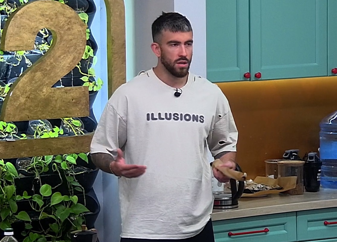 Игорь Григорьев (фото из эфира на «Okko»)