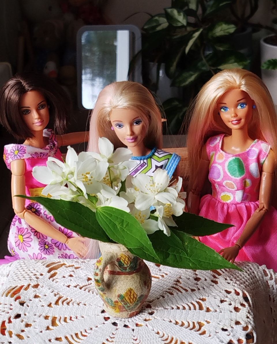 барби спасатель, Маки Happenin hair-2000  и Тереза принцесса-99  на мтм-телах