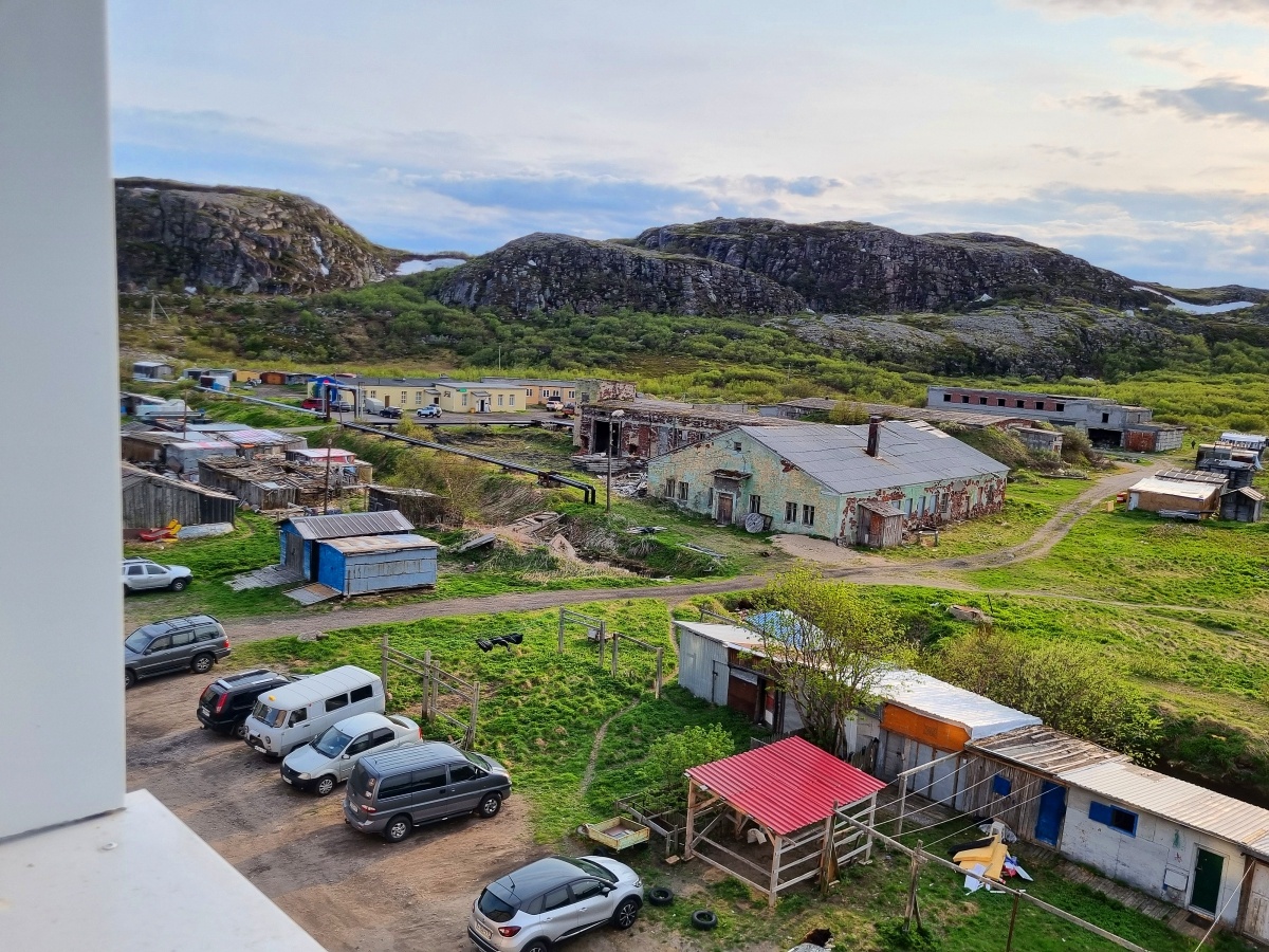 Вид из окна дома в пос. Лодейном 