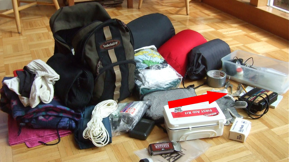    Что положить в тревожный чемодан по версии МЧС и выживальщиков — секретные списки раскрыты