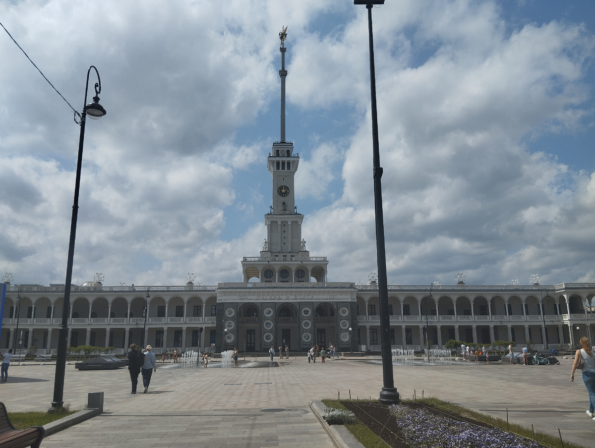 Северный речной вокзал.