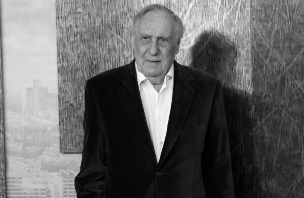 Фредерик Форсайт. Обложка © ТАСС / EPA / ANDY RAIN