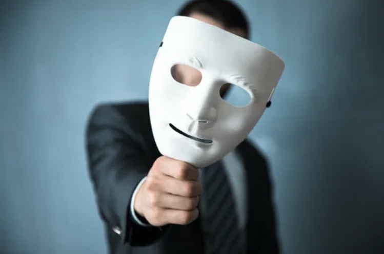 Самозванец?