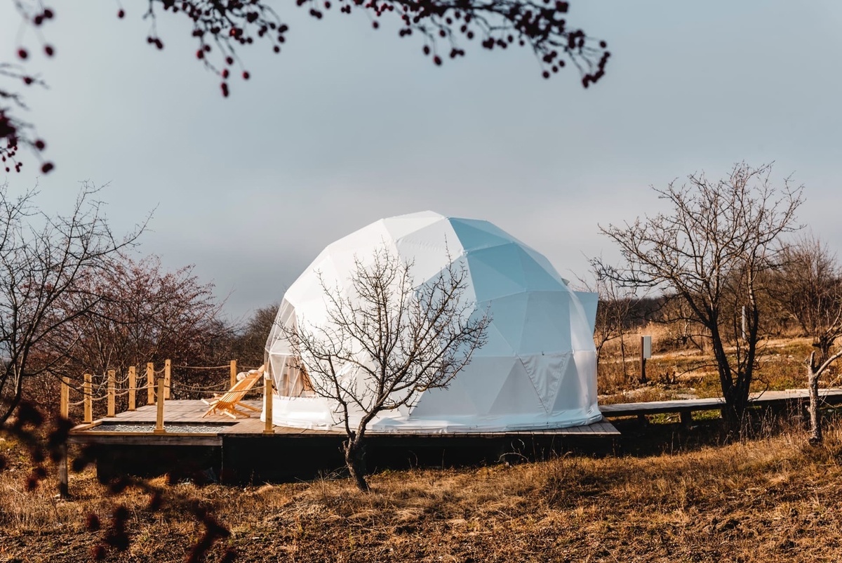 https://thegarden.camp/